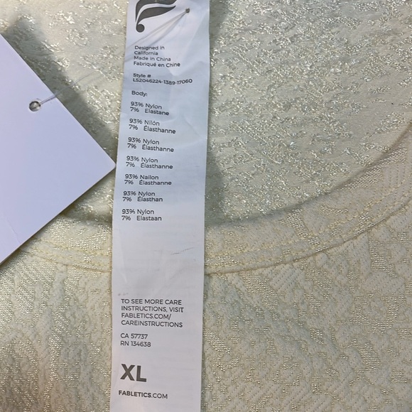 Fabletics River Seamless NWT Women’s XL Yellow Textured Cropped Long Sleeve Top - Picture 7 of 8